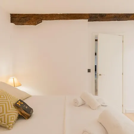 アパート Artekale Old Town By Next Stop *