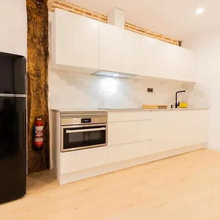 アパート Artekale Old Town By Next Stop